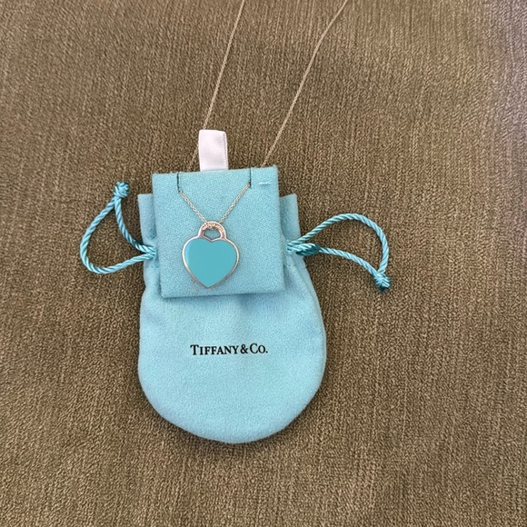 Blue return to Tiffany pendant necklace